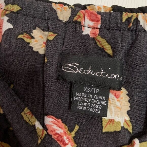 Black Strapless Floral Ruffle Top Romper - Picture 11 of 12